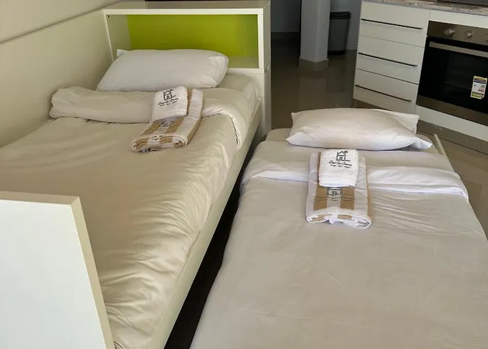 G Cribs Cozy Daire *